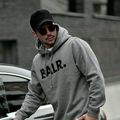 saeed_bsb's profile picture. مثل خودکار بی جوهر فقط ورقو سوراخ میکنید