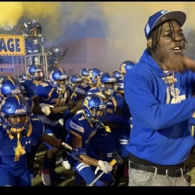 College football recruiting page for the Oscar Smith Tigers. Highlights everything going on with our #Smithset players and football!