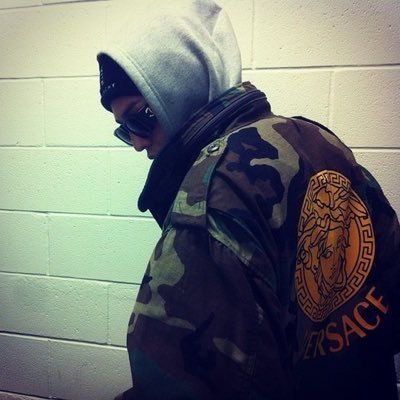 kfc_BIW's profile picture. 