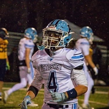 Petoskey High School 2025 🏈⚾️🏀| 1st team all conference + region, 2nd team all state DB | 5’8” 165 | 4.0 GPA | Cell 231-330-5706