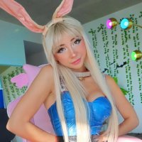 Mia (@waifuumiia) 's Twitter Profile