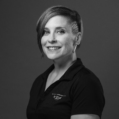 #WorkingMom #MarketingJunkie #BrandStoryteller #Crossfit🏋️♀️ #ContentMarketing #Wife #Manufacturing #MFG #Traveler #writer🖊️#CoffeeDrinker☕️ #MFGMaven