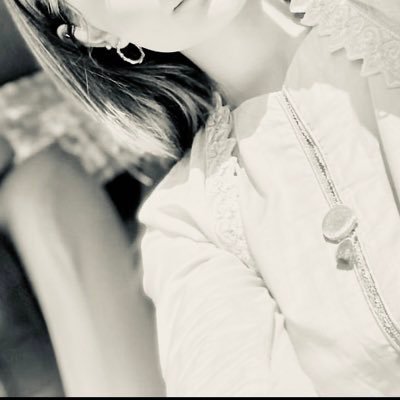 Don't think about Me, I'm Mess of Unfinished thoughts🚫Ik_loyalist❣️MA(Media&J)👩🎓