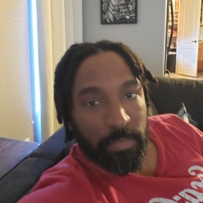 richardsond8119's profile picture. 
