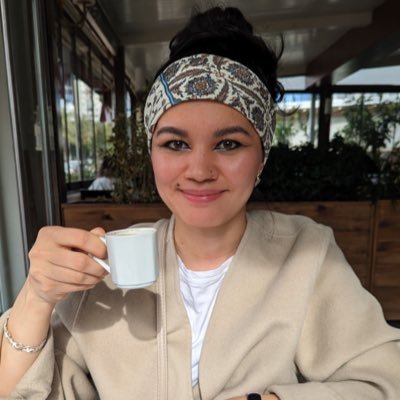 Building an app where people and AI can chat together.