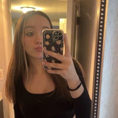 ava__sylvain's profile picture. 