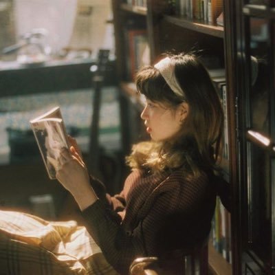 sants_ll's profile picture. Treat people with kindness