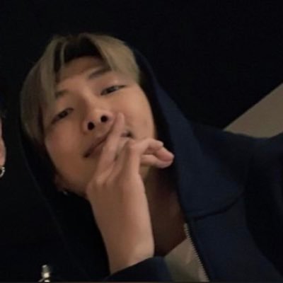 artisticnjoon Profile Picture