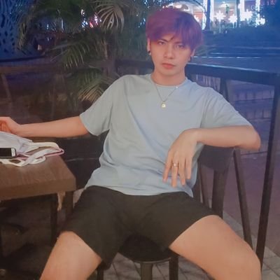 willowdesu's profile picture. boyfriend ni August