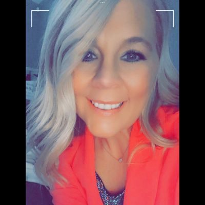 ✝️💑👩👧👦👩🏼🏫💃🏼🎤🏖#thekaraoketeacher IG: thekaraoketeacher and jennjackson4bama