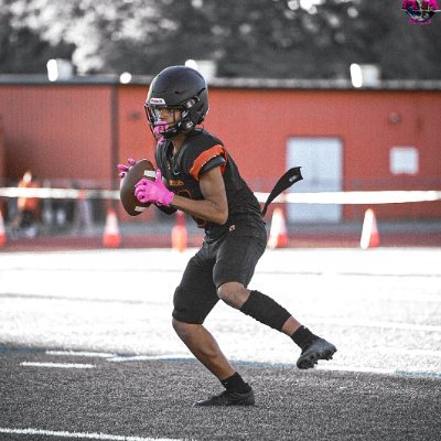 California High School | c/o 2027 | 6'0/165 LBS | 2 Sport Athlete 🏈🏃🏾‍♂️| WR/DB | 3.57 GPA