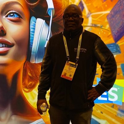 MilesLee494693's profile picture. 