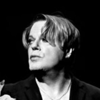 Eddie Izzard Profile