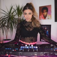 Melika Zakaria (@melikazakaria) 's Twitter Profile Photo Melika Zakaria (@melikazakaria) 's Twitter Profile Photo