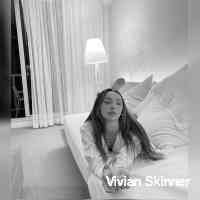 skinnerviviann's profile picture. LA | NYC | LI   
Songwriter | Guitarist | Singer 
I play in my band ⭐️ and in julezandtherollerz
NEXT SHOW - house show 729 DM