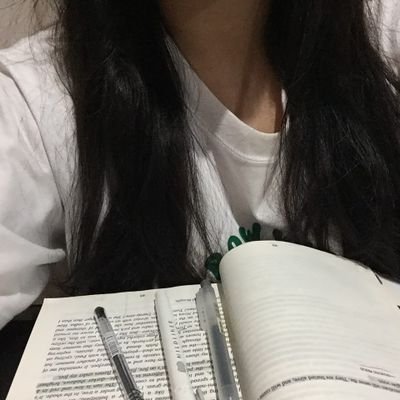 heirisday's profile picture. 