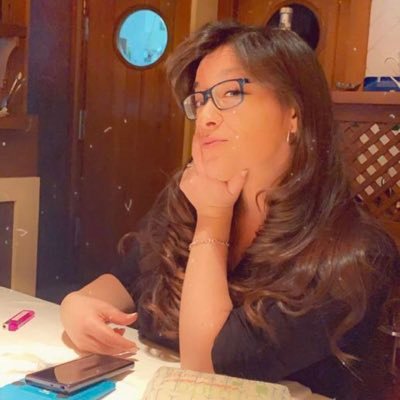 Correctora de textos. Amante del buen uso de las letras y ¡de los signos de apertura! ¿Mi excepción favorita? Samanté.