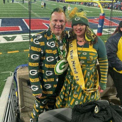 #GoPackGo #BrewCrew #Bucks

Yes, I wear a dress to football games. #KeepItClassy 

Abortion is healthcare. #BLM, Ally

She/Her