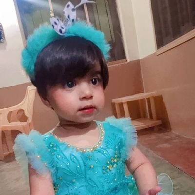 eshal_ayaz Profile Picture