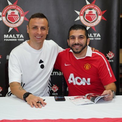 paulmagmar's profile picture. "Football, bloody hell"