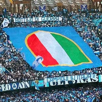 A tua difesa Parthenope 💙 Una squadra di calcio, una città. Un legame indissolubile al di là della serie , al di là del risultato.