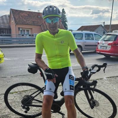 Architect,City depart. for urb. and construc. Retired. Cycling addict