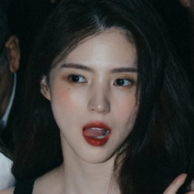 qrtxu's profile picture. not spoiler free | 𝐈 𝐌𝐀𝐊𝐄 𝐌𝐔𝐒𝐈𝐂 | header: @7bogoshipda