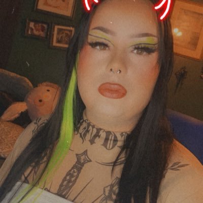 🖤I look pretty hot for the Antichrist 🖤