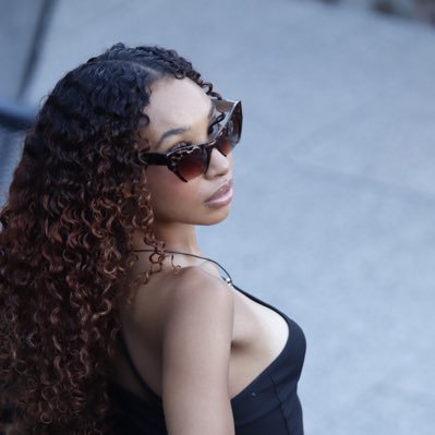 Shaybebe02's profile picture. 