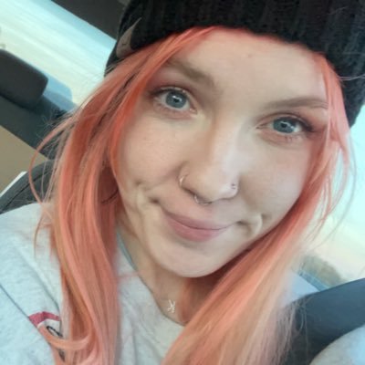 lakey_out_loud's profile picture. kh | it’s me, high 💋 | XXVI