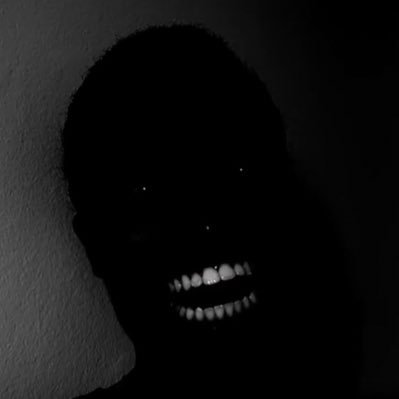 dani10160594039's profile picture. huh