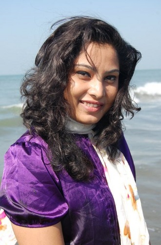 Senior QA Engineer @RiseUpLabs .Also hardcore gamer, programmer, gaming quality controller, fun lover, music lover and an avid foodie! Wanna explore the world!