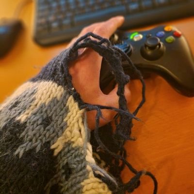 sweater0815's profile picture. 