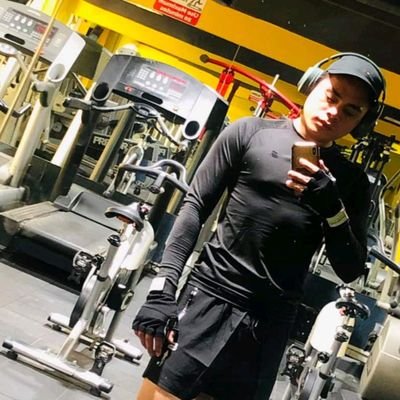 vhin32203's profile picture. quality over quantity