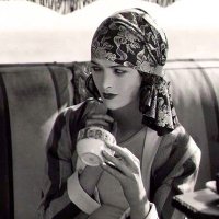Esther Romaine (@essyroman) 's Twitter Profile