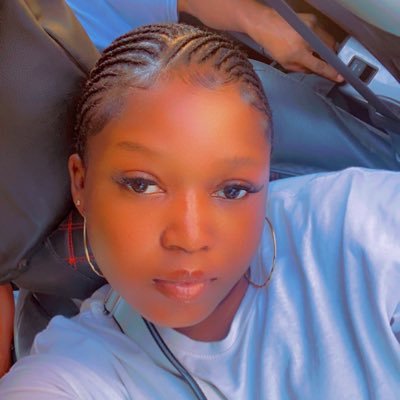 AriyoEsther4's profile picture. web developer ❤️