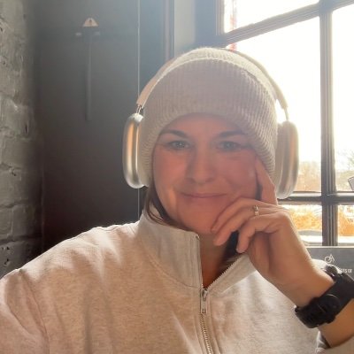 julie_cannon_'s profile picture. 