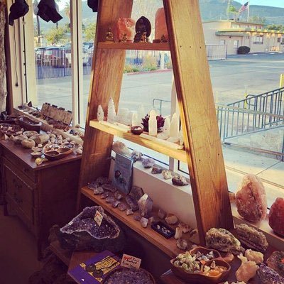 💎Lake Company Crystals & Gems LLC💎💎💎💎341 Central Ave. Suite 101, Fillmore, CA.💎💎💎Email: lakeccg@gmail.com (805)297-7952💎💎Tues-Sat,12:30pm-7:00pm💎