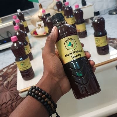 For Quality and natural honey 🍯
anywhere in Lagos and Abuja 
call: 0907 386 6999
IG:https://t.co/DvVqOKKPDs
