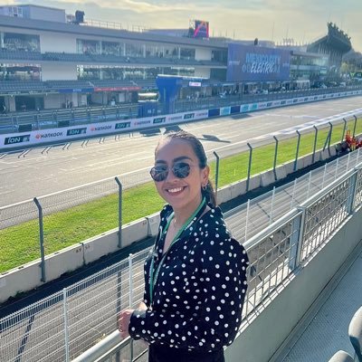 Maestra en Rehabilitación Oral👩🏽‍⚕️👄 • stressed, blessed and racing obsessed 🏎🏁 • @PitLane_F1 👩🏽‍💻