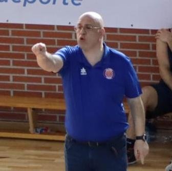 Ldo Qcas y Entrenador Superior de Baloncesto / B.Burgos 2002 Liga EBA 15-18 / RT Cant. San Pablo Burgos ACB 18-19 / CB Tizona U17 19-20/CP Miralvalle LF2 22-23