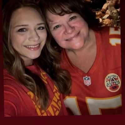 Proud mom, Chiefs/Royals/Dawg fan, loves RuPauls drag race, human rights, laughter and kindness