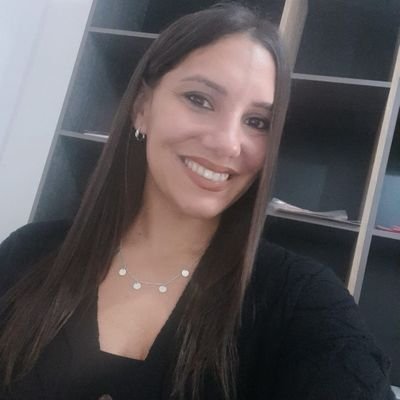Mamá. Abogada. Convencida de que tiene que haber otra manera.