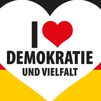 #SeieinMensch 
sag nein zur AfD ⚠️
Rassismus ⚠️
FDP 🦅 👁️bleib wachsam ⚠️
Lieber in einer Demokratie auf der Straße leben, als in einer Diktatur aufzuwachen.