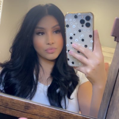 Twenty'7 | Girl Mom 🩷| Jose ❤️|