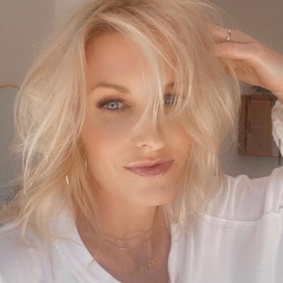 @salonrepublic Oaks mall Thousand Oaks Ca.805.496.7070 ig@blonde_by_steph