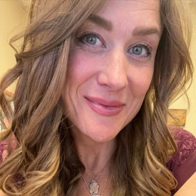 Lizzie_oo7's profile picture. 