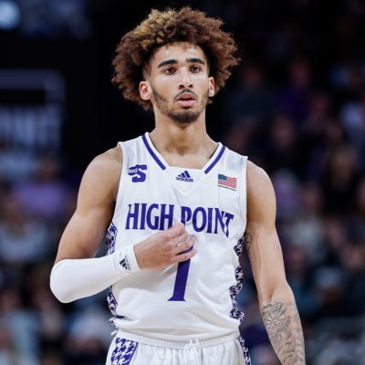 🇫🇷 French Point Guard 📍High Point University 🇺🇸