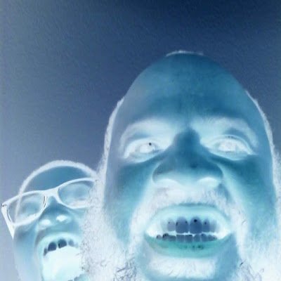 LCHI33's profile picture. 