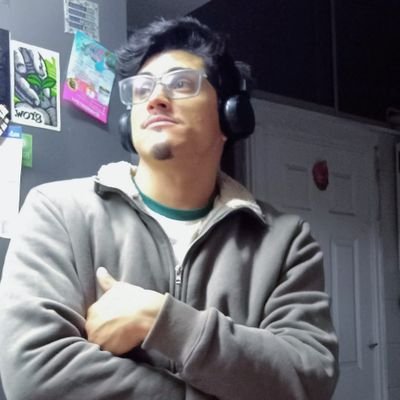 Nacido en esclavitud cultural. Buscando al Espíritu, recuperando la determinación. Autocuentero.
Vecino que te mira de lejos con los ojos chinos.